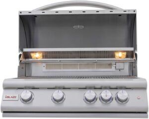 Parrilla de gas Blaze Premium LTE+ de 32 pulgadas con 4 quemadores, quemador trasero y sistema de iluminación integrado.